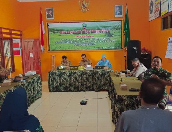 Danramil 0804/07 Karangrejo Kapten Inf Kiswanto Hadiri Musrenbang  Dukung Kemajuan Pembangunan Di Wilayah Binaan